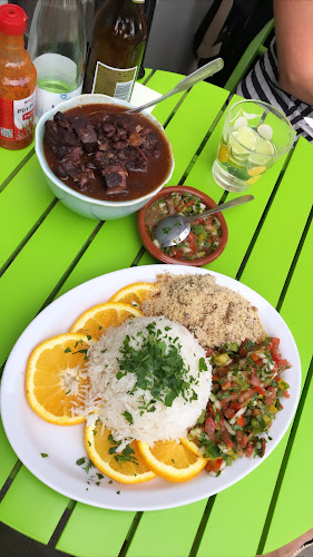 Boteco Da Silvania - Gastronomi och hotellverksamhet