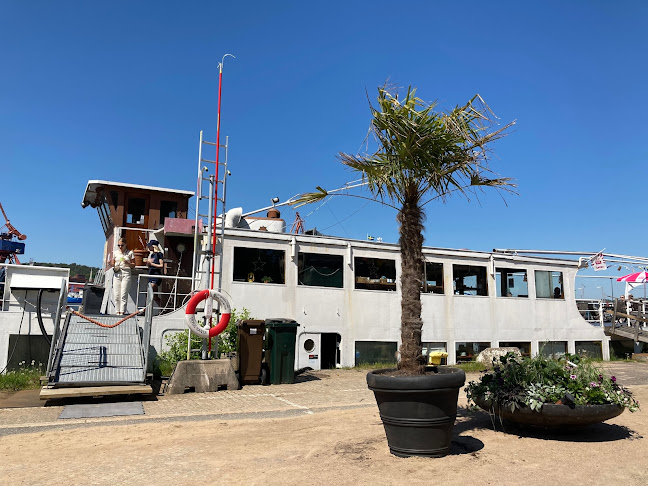 Opinii despre Nautica skeppsbistro în Göteborg - Gastronomi och hotellverksamhet