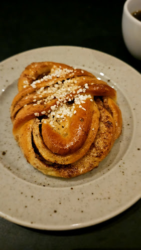 Reviews of Cafè Pom & Flora Vasastan in Stockholm - Gastronomi och hotellverksamhet