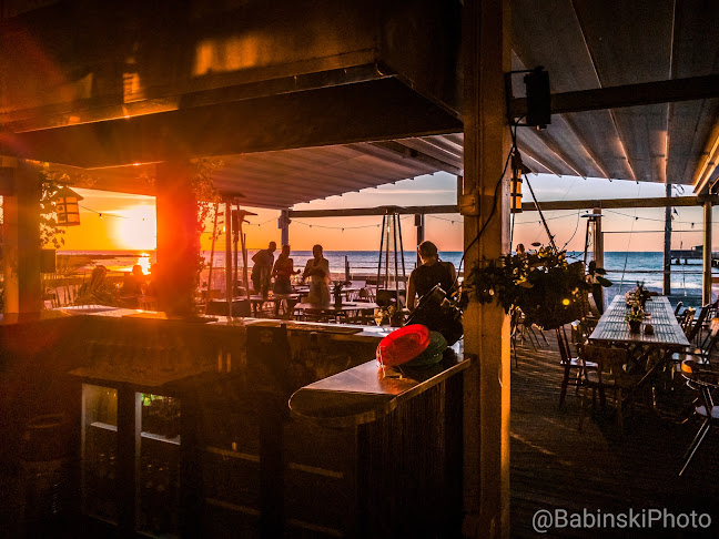 Sinus Bar & Strandrestaurang Open Times