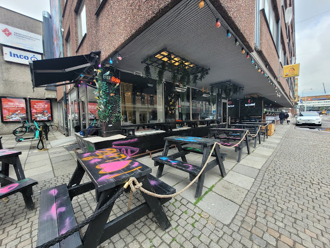 Bar Solo - Gastronomi och hotellverksamhet