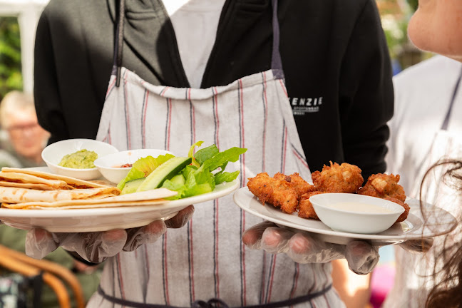 Glassbaren i Rönninge - Gastronomi och hotellverksamhet