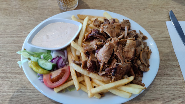 Pizzeria Pomodoro - Gastronomi och hotellverksamhet