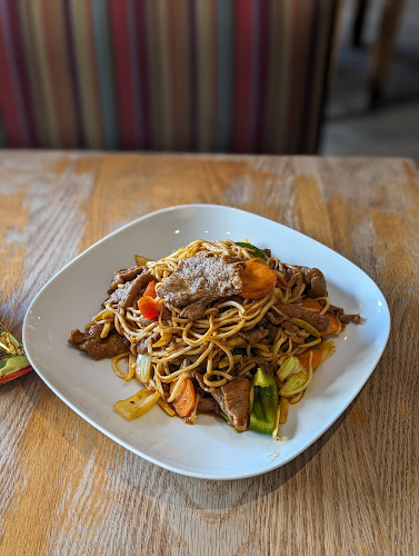 Parn Thai Take Away - Gastronomi och hotellverksamhet