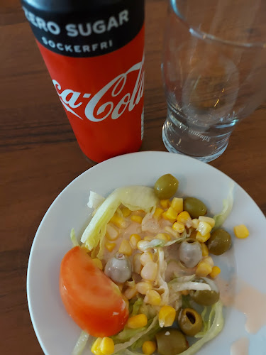 Restaurang Akie Wok & Sushi - Gastronomi och hotellverksamhet