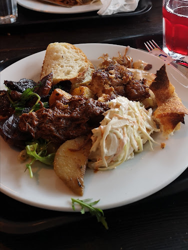 Opinii despre JIVEs Kök & Café în Tidaholm - Gastronomi och hotellverksamhet