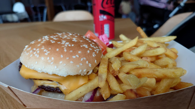 Opinii despre Skeppet Aktivitetshus în Piteå - Gastronomi och hotellverksamhet