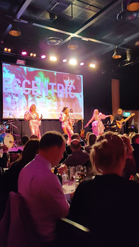 Opinii despre Madame Brasserie & Café în Värnamo - Gastronomi och hotellverksamhet