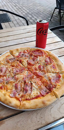 Opinii despre Pizzahuset în Kalmar - Gastronomi och hotellverksamhet