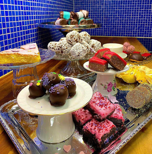 Opinii despre Kärngården Café, Secondhand och Träffpunkt în Umeå - Gastronomi och hotellverksamhet