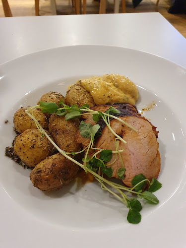 Opinii despre Ediths Kök în Alingsås - Gastronomi och hotellverksamhet
