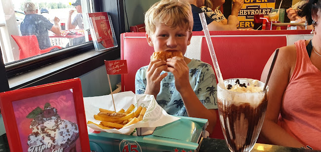 Diner 45 - Gastronomi och hotellverksamhet