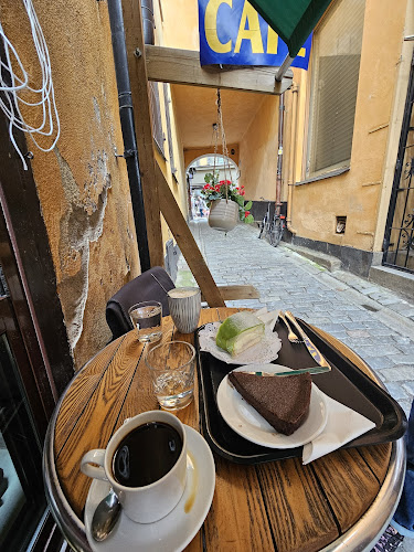 Grändens Café Phone number