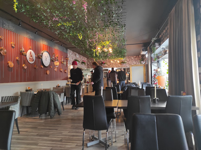 Opinii despre Borlänge Grill House în Borlänge - Gastronomi och hotellverksamhet