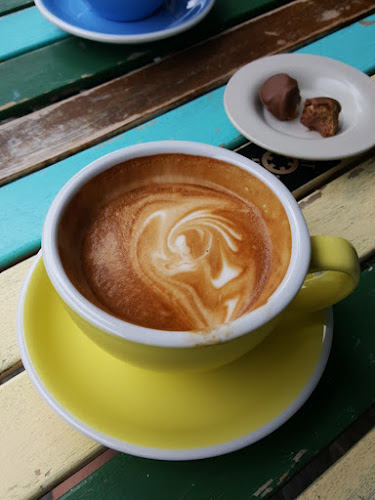 Opinii despre Kassett kaffe kök & bar în Varberg - Gastronomi och hotellverksamhet