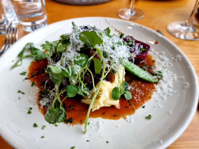 Slipkajen - Gastronomi och hotellverksamhet