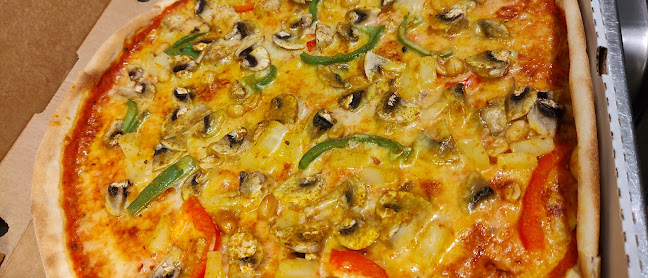 DG's Fastfood Open Times