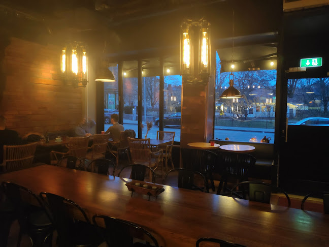 Comentarii opinii despre Melrose Café