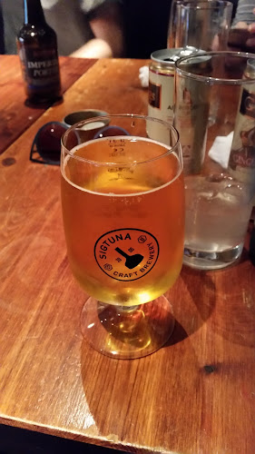 Comments and reviews of Blackbird