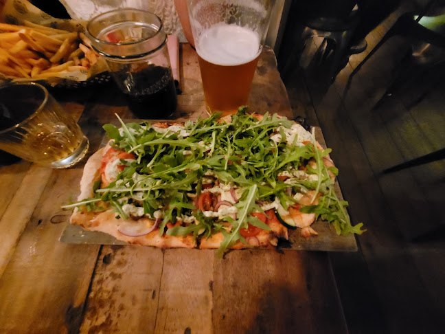 Danska V. 110, 416 59 Göteborg