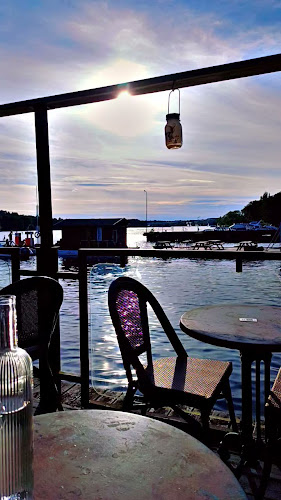 Karlbergs strand 12, 171 73 Solna