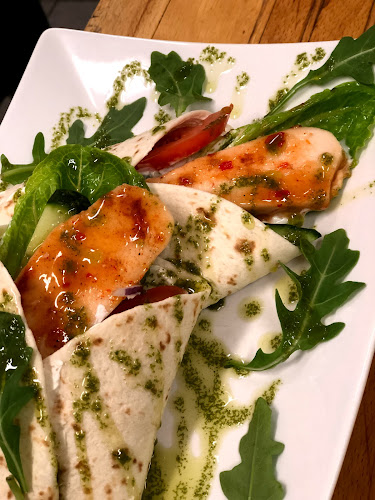 Hallsta Restaurang & Sportbar - Gastronomi och hotellverksamhet