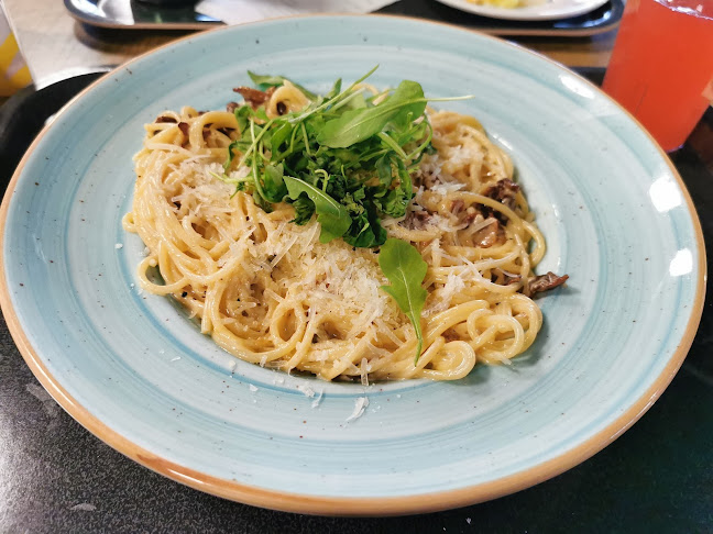 Food & Family Tornby - Gastronomi och hotellverksamhet