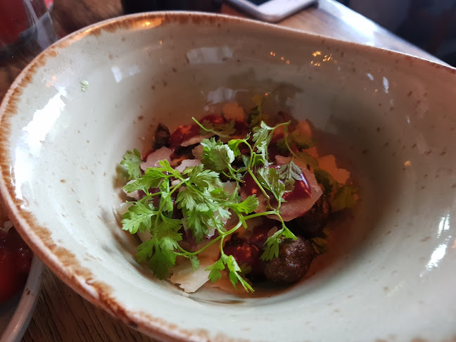 Udda - Gastronomi och hotellverksamhet