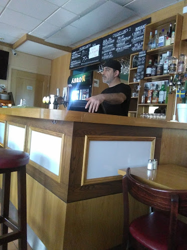 Comentarii opinii despre Jhonny's American & Italian Kitchen