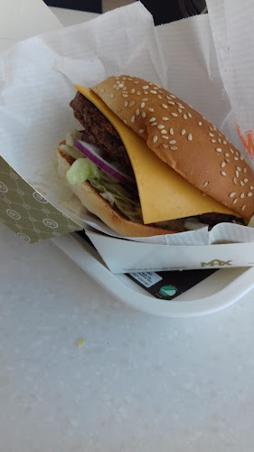 Comments and reviews of Max Burgers