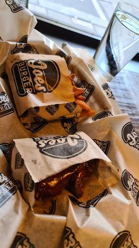 Comments and reviews of Joe´s Burger