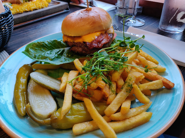 Comentarii opinii despre Kings Arms i Avesta AB