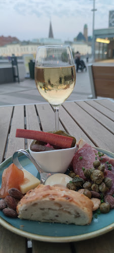 Swedish Wine Center - Gastronomi och hotellverksamhet