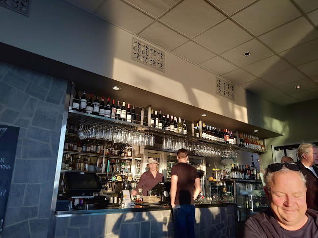 Comentarii opinii despre Fästningsterrassen