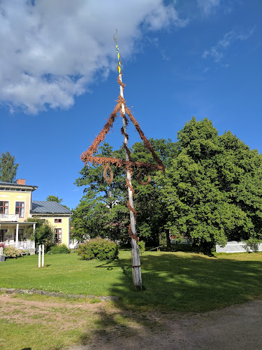 Bruks cafe Phone number