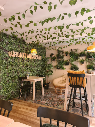 Opinii despre Grönt Kafé och Mat în Jönköping - Gastronomi och hotellverksamhet