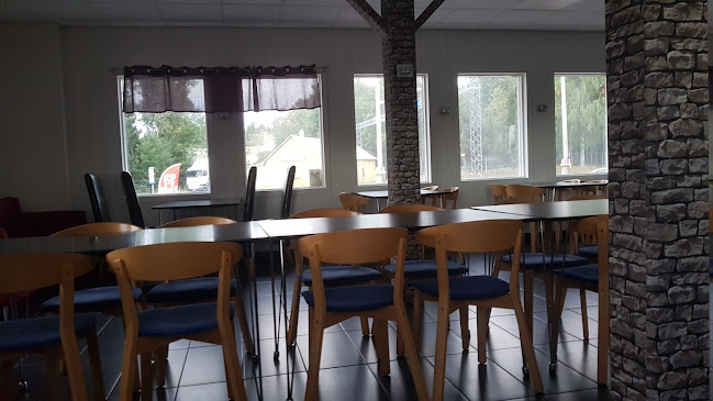 E3 Baren - Gastronomi och hotellverksamhet