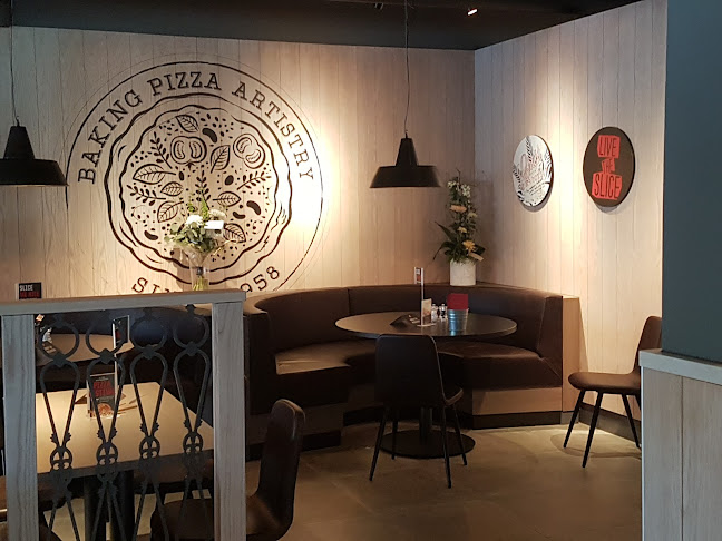Pizza Hut Borås - Gastronomi och hotellverksamhet