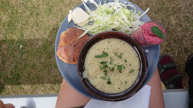 Kafé Nyfiket - Gastronomi och hotellverksamhet