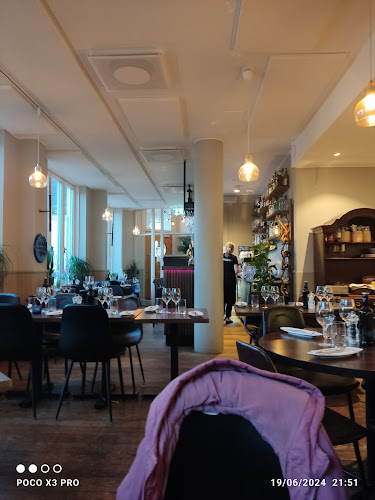 Bryggans kök & bar - Gastronomi och hotellverksamhet