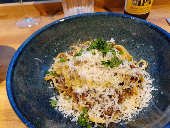 Comentarii opinii despre Black Bird