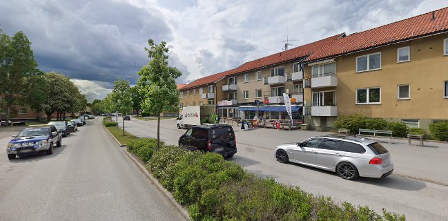 Opinii despre Pizza & Kebabhuset în Hallstavik - Gastronomi och hotellverksamhet