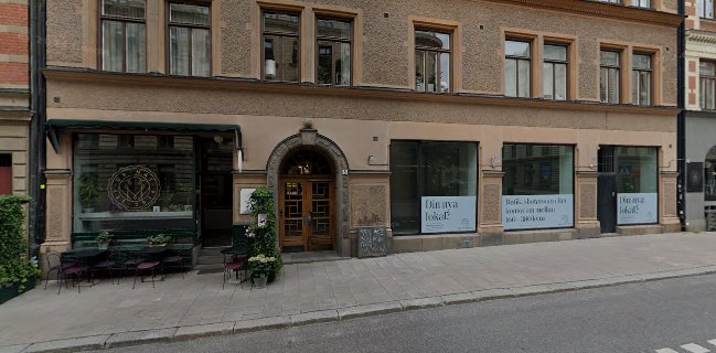 Dr. Mat - Gastronomi och hotellverksamhet