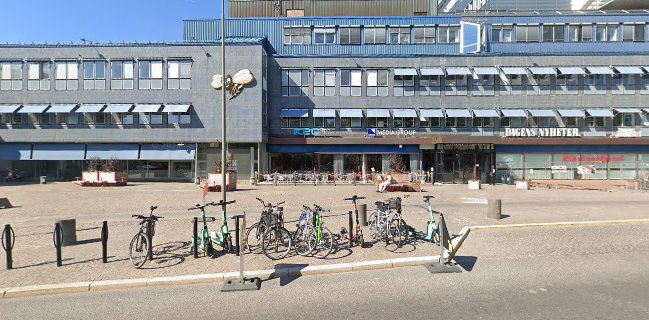 Pocket Café By Pontus Frithiof