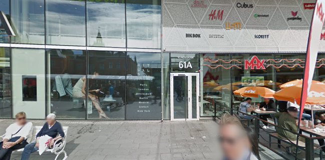 Comentarii opinii despre Utopia Food Court