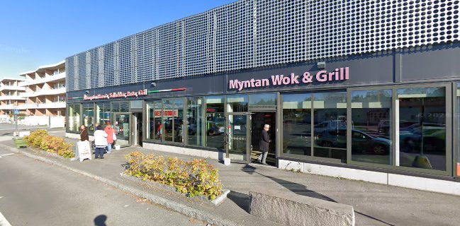 Myntans Wok & Sushi