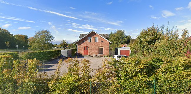 Signes Glasskiosk - Gastronomi och hotellverksamhet